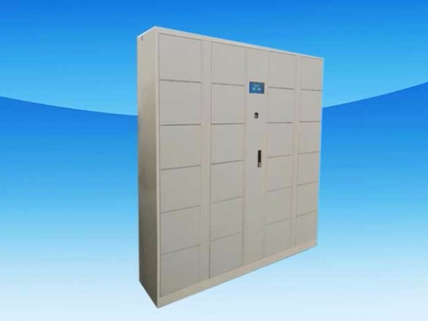 電子儲物柜使用的領(lǐng)域：學(xué)校、公檢法等單位都有廣泛應(yīng)用